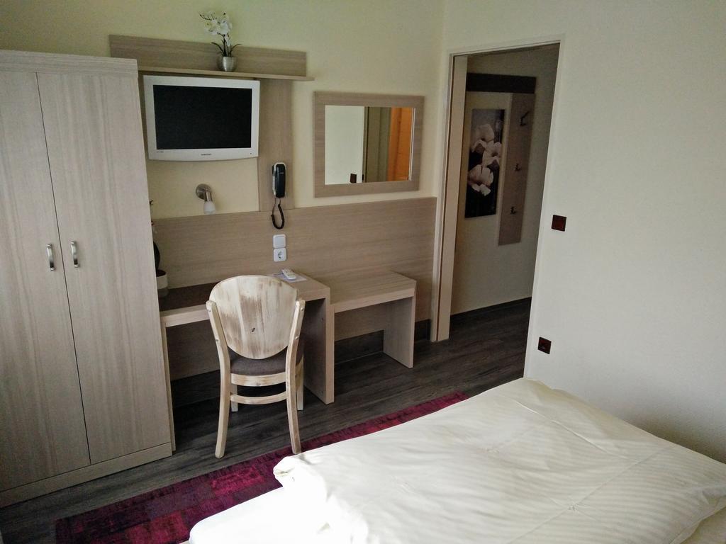 Alfa Hotel